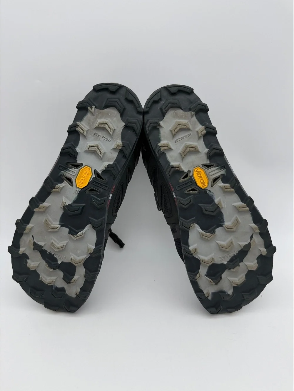 Altra King MT 2 Womens Trail Running Shoes Black Vibram Size 10